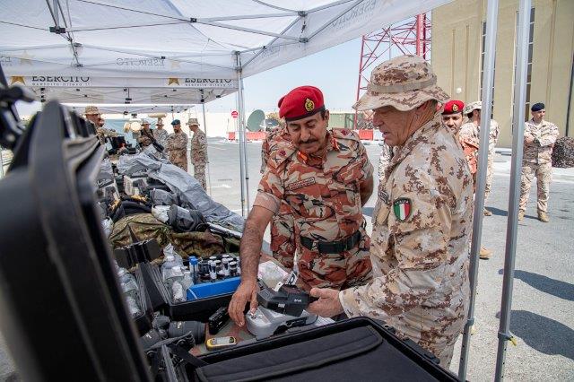 Spazio espositivo Esercito - Equipaggiamenti difesa CBRN (002)